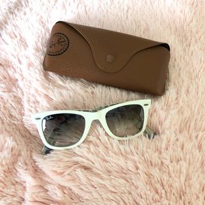 White LE Ray-ban Waferer Sunglasses NYC MTA map